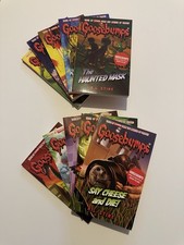 Goosebumps Book Bundle Collection R.L. Stine (10 Books)