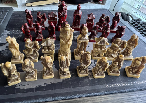 Vintage chess set chinese - vintage,