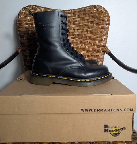 Martens 1490 boots - martens,