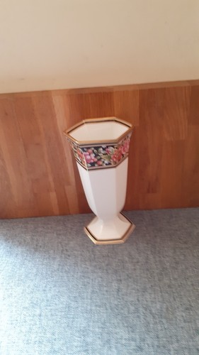 Wedgwood clio tall hexagon - clio,