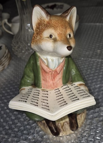 Beatrix potter figurines - potter, fox