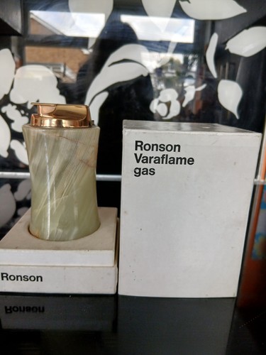 Vintage ronson varaflame gas - ronson,