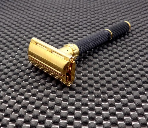 Vintage 1969 gillette gold - 1969,