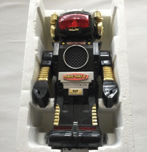Magic mike atomic robot - magic,