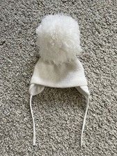 Satila White Pom Pom Hat