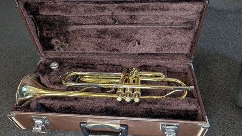 Yamaha 2330 flat trumpet - 2330, b