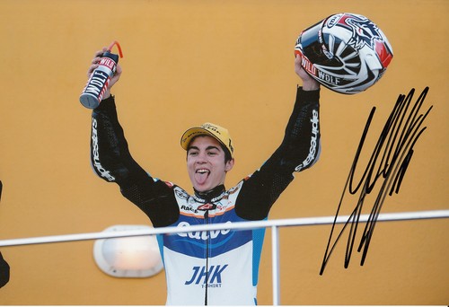 Maverick vinales hand signed - maverick,