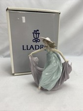 LLADRO #5662 "May Dance" 9" Porcelain Figurine Retired Original Box