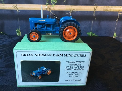 Brian norman farm miniatures - norman,