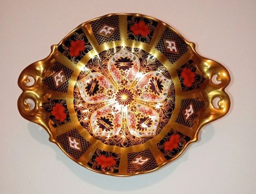 Royal crown derby - crown, imari