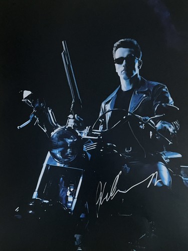 Arnold schwarzenegger signed - arnold,