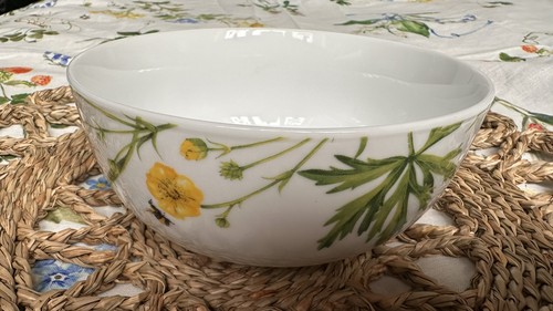 New portmeirion bumblebee - 🐝,