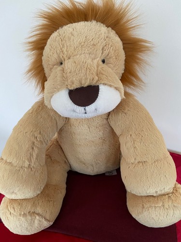 Sainsbury cream lion very - cream,