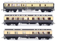 HORNBY 'OO' GAUGE LOT OF 3 GWR