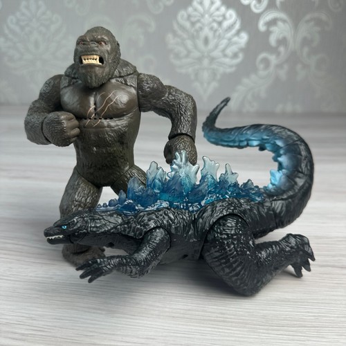 King kong godzilla figures - kong,
