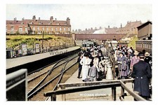ptc1545 - Cheshire - Long Queues wait at Seacombe Railway Station - print 6x4