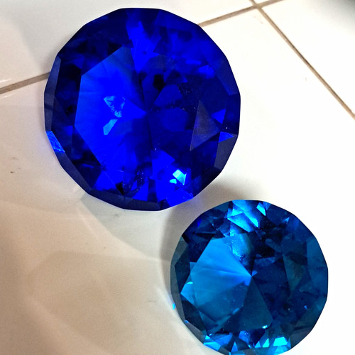 Faceted blue glass gemstone - 2x,