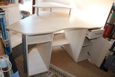 corner desk with storage