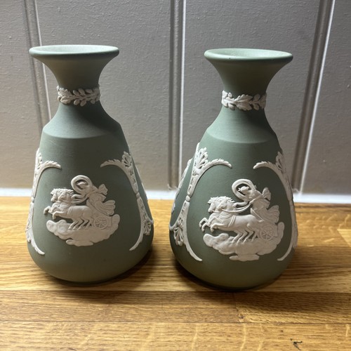 Pair wedgwood sage green - wedgwood,