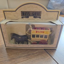 LLEDO London Horse Drawn Van