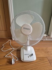 Goldair 12 inch Oscillating Desktop Fan - 3 Speed