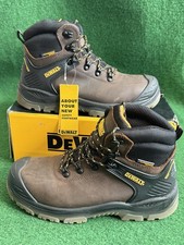 NEW DEWALT Newark Brown S3