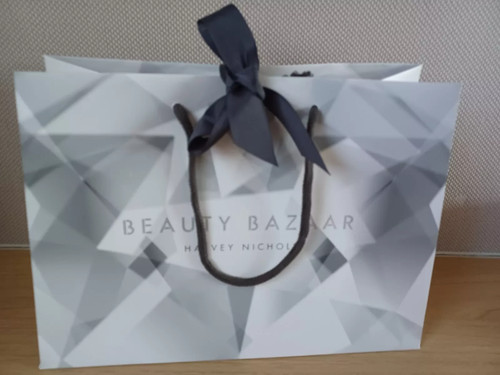 Harvey nichols beauty - harvey, bazaar