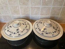 2 x ROYAL DOULTON Yorktown Pair of Serving Vegetable Tureens (p&p incl)