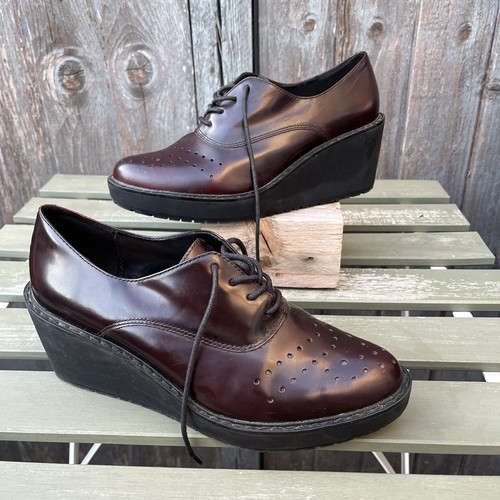 Clarks game oval - oval,
