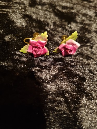 Vintage porcelain rose clip - vintage,