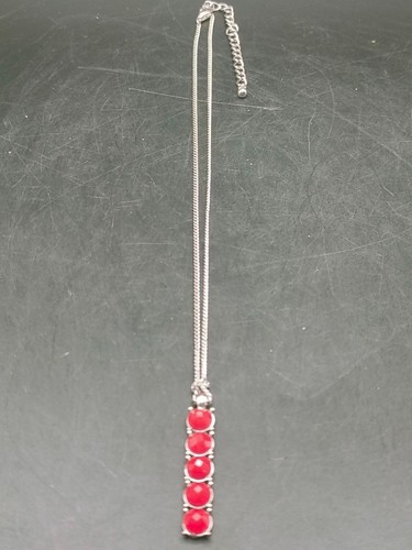 Elegant silver tone necklace - silver,