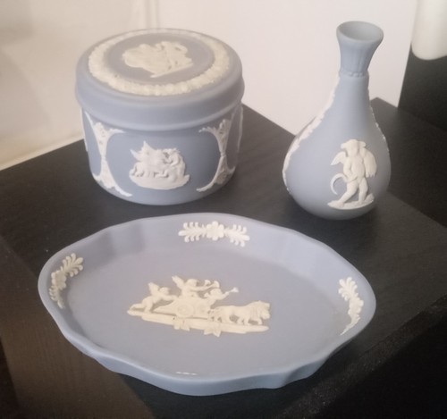 Wedgewood jasperware items - items,