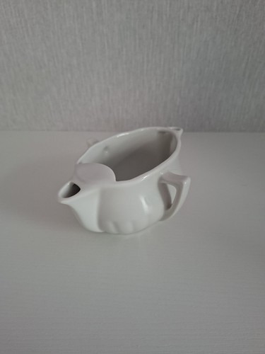 Vintage pillivuyt france gravy - pillivuyt,