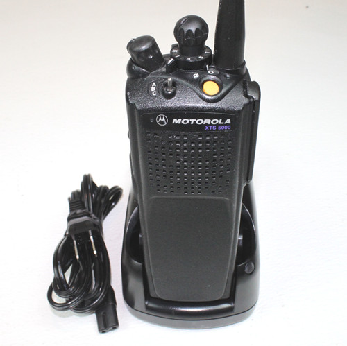 Motorola portable xts5000 vhf - motorola,