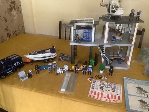 Playmobil police station - police,