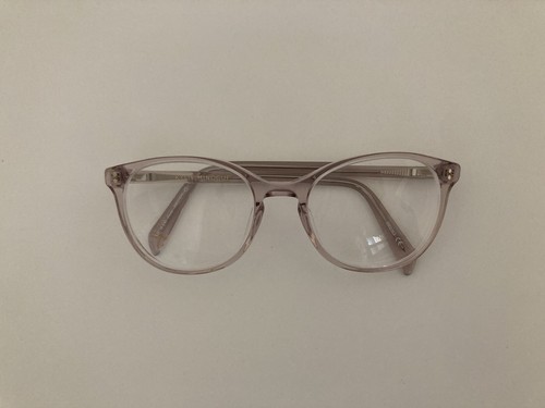 Kylie minogue pink glasses - kylie,