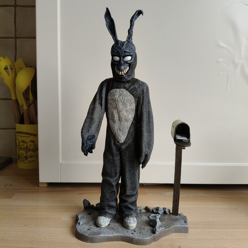 Donnie darko frank - donnie, bunny