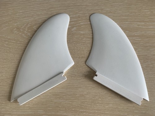 Keel fins upright - -, futures