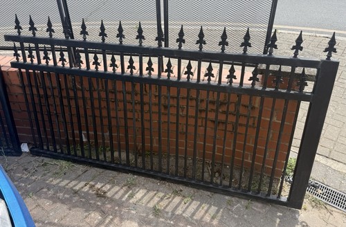 Wrought cast iron driveway