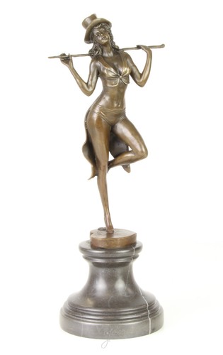 Art deco bronze sculpture of - bronze,