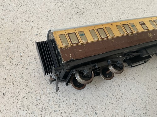 Leeds model company - model,