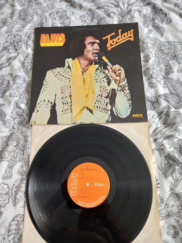 Elvis presley today - elvis, lp