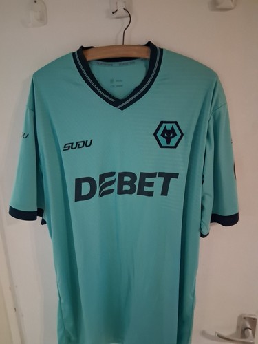 Wolverhampton wanderers away - wolverhampton,