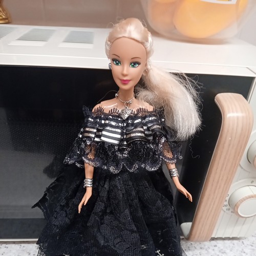 Gorgeous 12inch girl doll - 12inch,