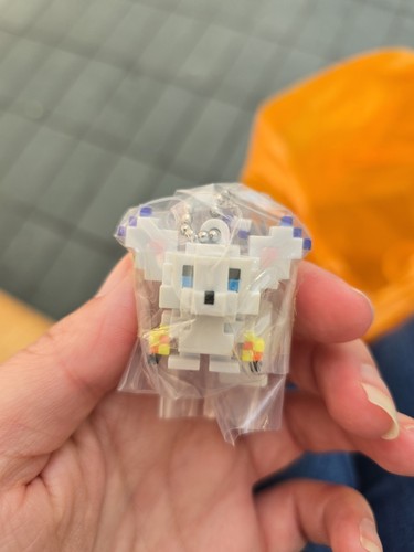 Gatomon digimon dot figure - gatomon,