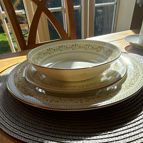 Royal doulton paisley fine - doulton,