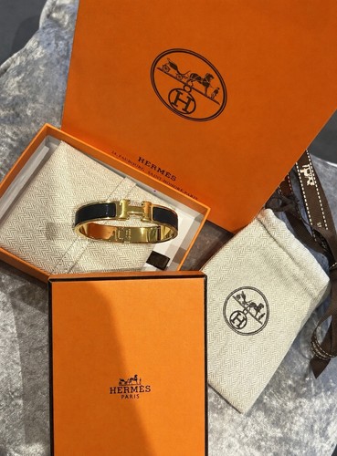 Hermès clic bracelet black - hermès,