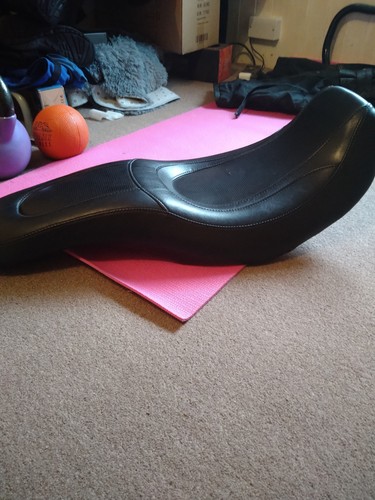 Harley davidson dyna seat - davidson,