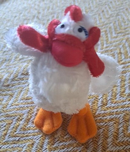 Camilla chicken muppet soft - camilla,