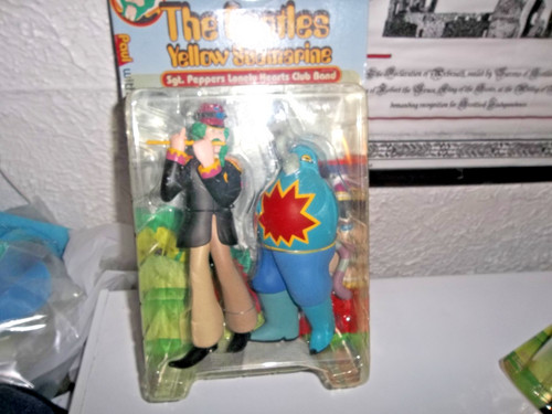 The beatles mcfarlane - beatles, yellow